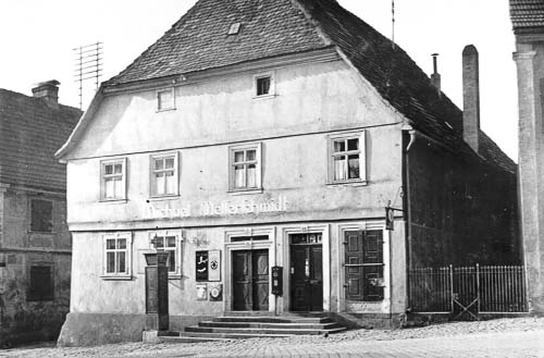 Hauptstraße 2